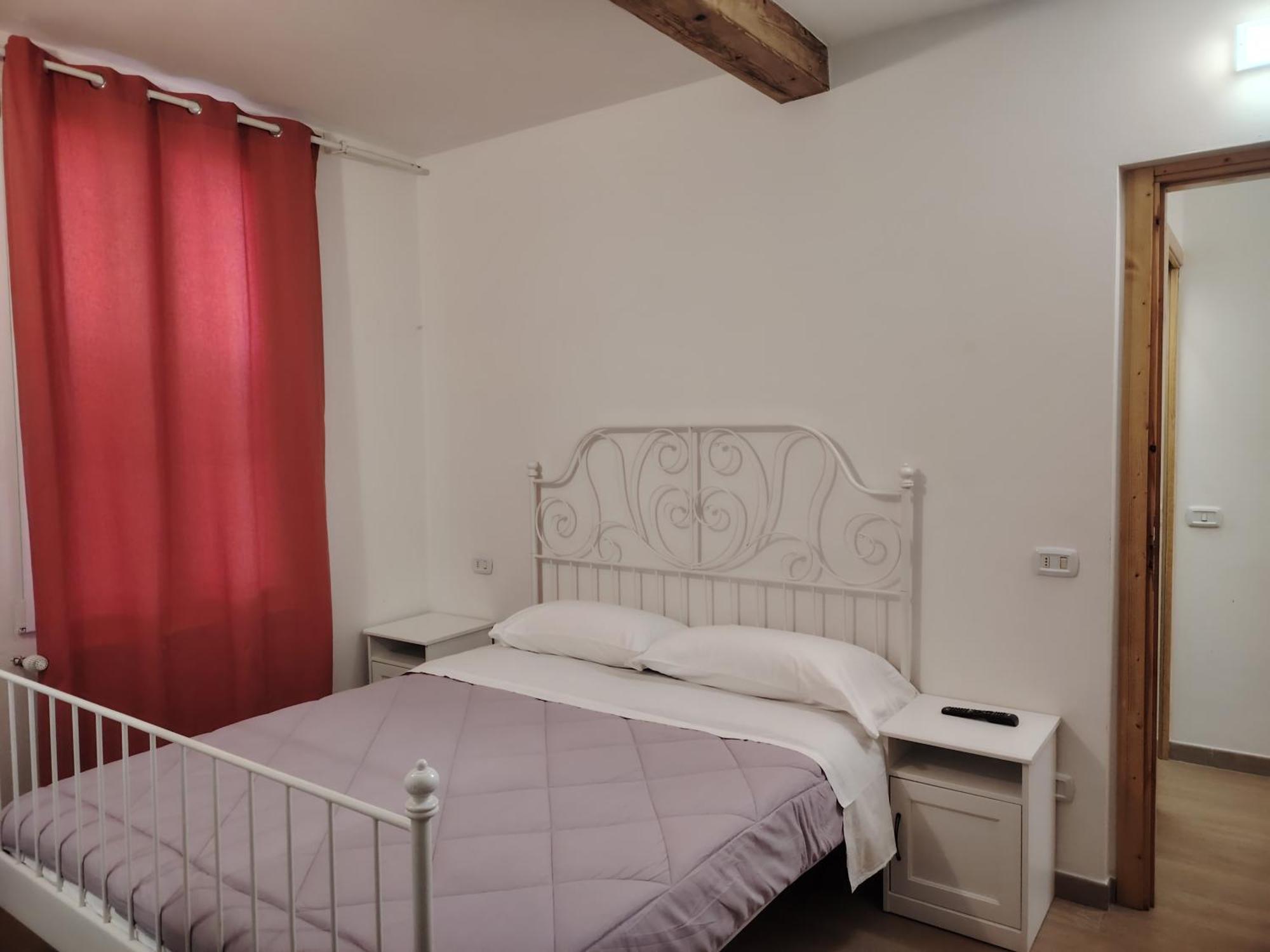 Casa Paradigna Парма Экстерьер фото